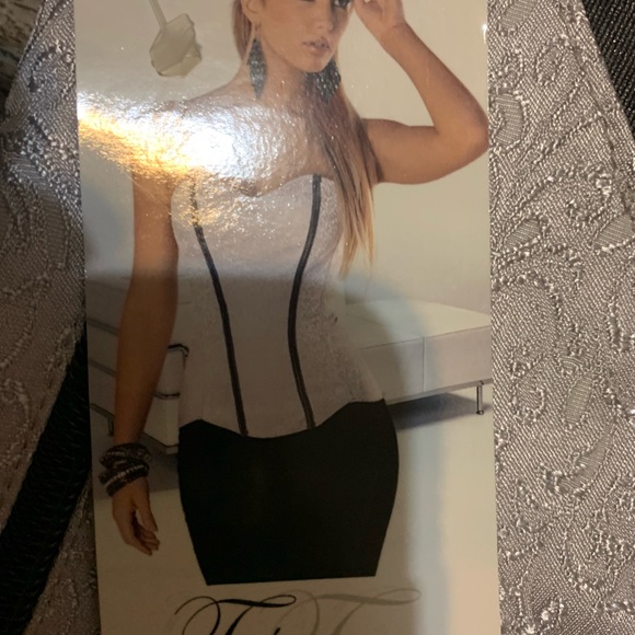 Womens grey corset - Picture 3 of 5